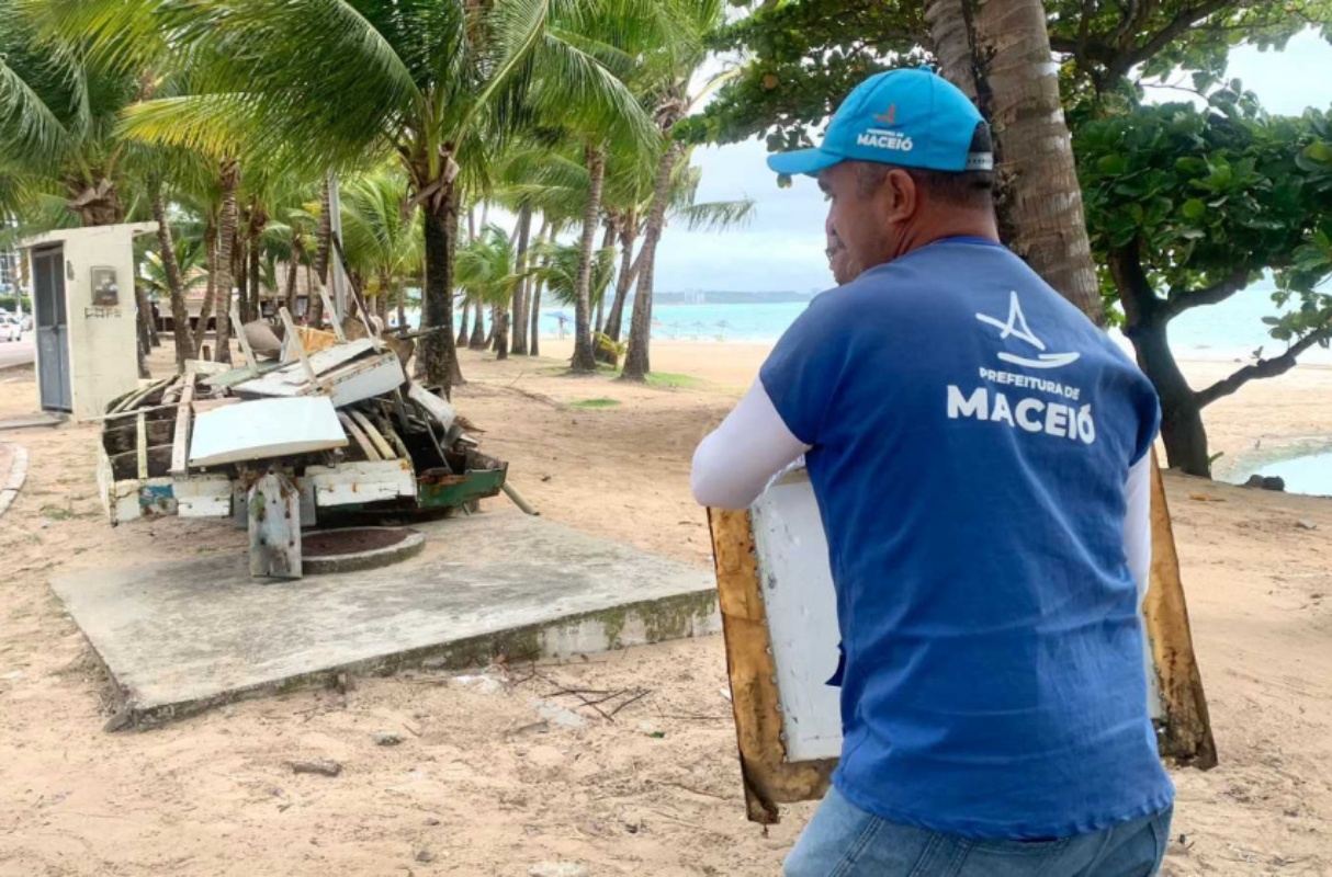 Alagoas Alerta Operação Praia Limpa recolhe jangadas abandonadas e 80