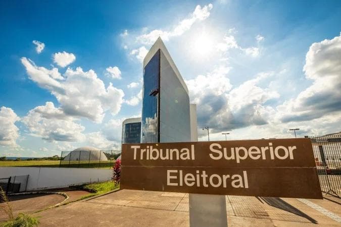 Fundo Eleitoral tem aproximadamente R$ 4,9 bilhões que serão distribuídos entre 30 legendas - (crédito: Luiz Roberto/TSE)