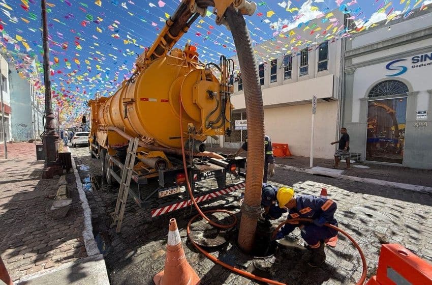 Seminfra intensifica serviços de drenagem para garantir o bom funcionamento da infraestrutura durante o São João Raiz de Maceió. Foto: Julya Beatriz/Ascom Seminfra