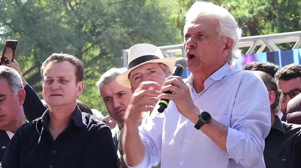 Gilberto Kassab e Ronando Caiado em convenção nacional do PSD em São Paulo — Foto: Reprodução