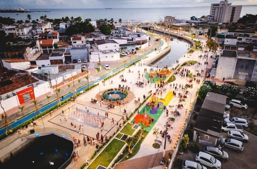 Projeto uniu a limpeza do riacho à revitalização de uma área historicamente degradada. Foto: Secom Maceió