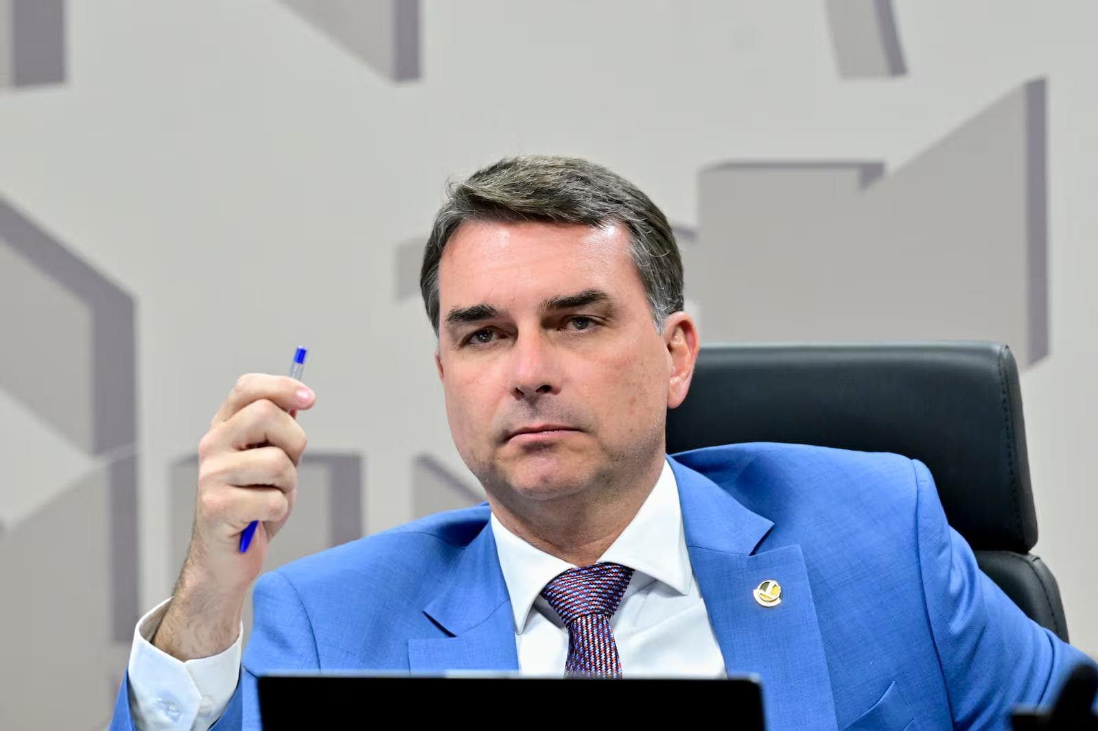 Áudios de Flávio Bolsonaro abalam pré-candidatura e movimentam corrida da direita - Foto: Geraldo Magela/Agência Senado - 28.04.2026