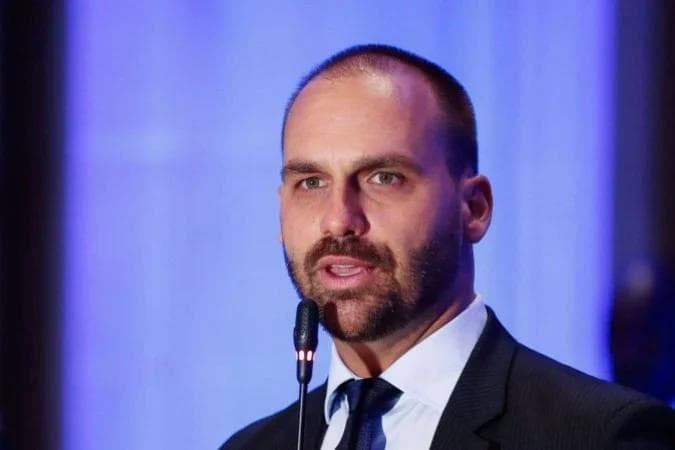 O ex-deputado federal Eduardo Bolsonaro sugeriu negociação do Brasil com os EUA - (crédito: Alan Santos/PR)