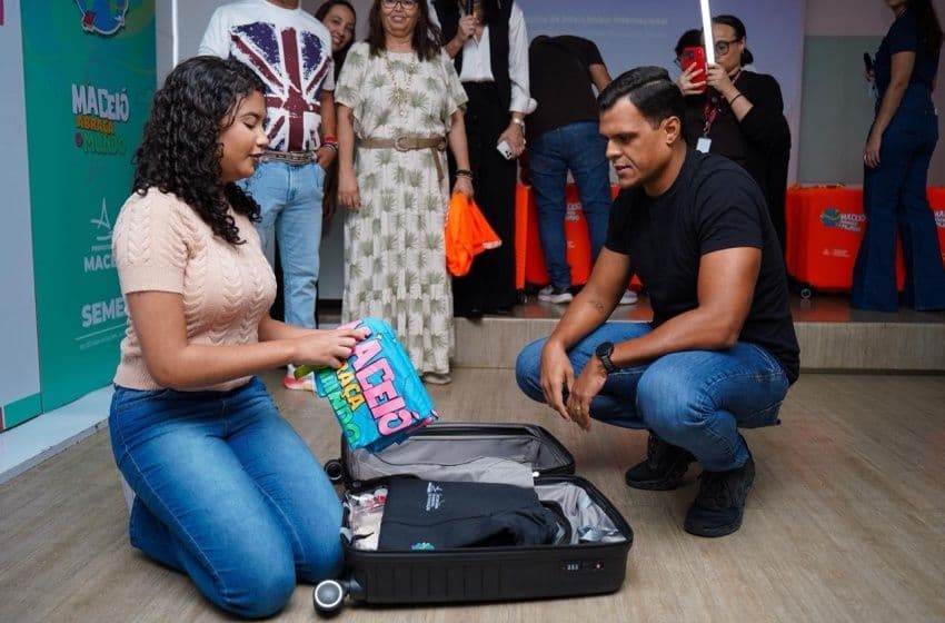Nova etapa do Maceió Abraça o Mundo leva mais 50 estudantes para a Inglaterra. Foto: Mel Cleto/ Ascom Semed