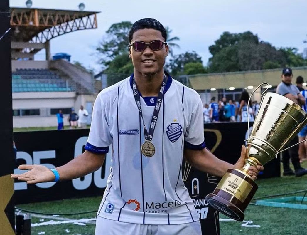 Denílson foi campeão pelo CSA e vice-artilheiro do Alagoano Sub-17 — Foto: Arquivo Pessoal