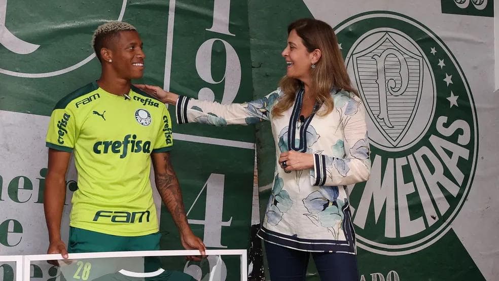 Danilo e Leila Pereira, presidente do Palmeiras, em 2023 — Foto: Cesar Greco/Palmeiras