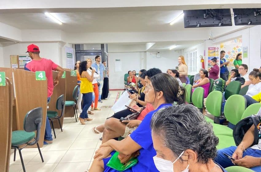 Usuários da Defensoria Pública de Alagoas foram conscientizados sobre o Maio Laranja. Foto: Ascom Defensoria Pública de Alagoas
