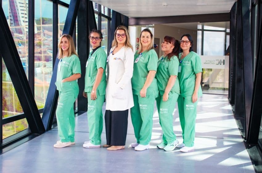 Assistentes sociais do Hospital da Cidade estão presentes em todos os setores, acolhendo pacientes e famílias e contribuindo para um atendimento mais humano e integral. Foto: David Silas/ Ascom Maceió Saúde