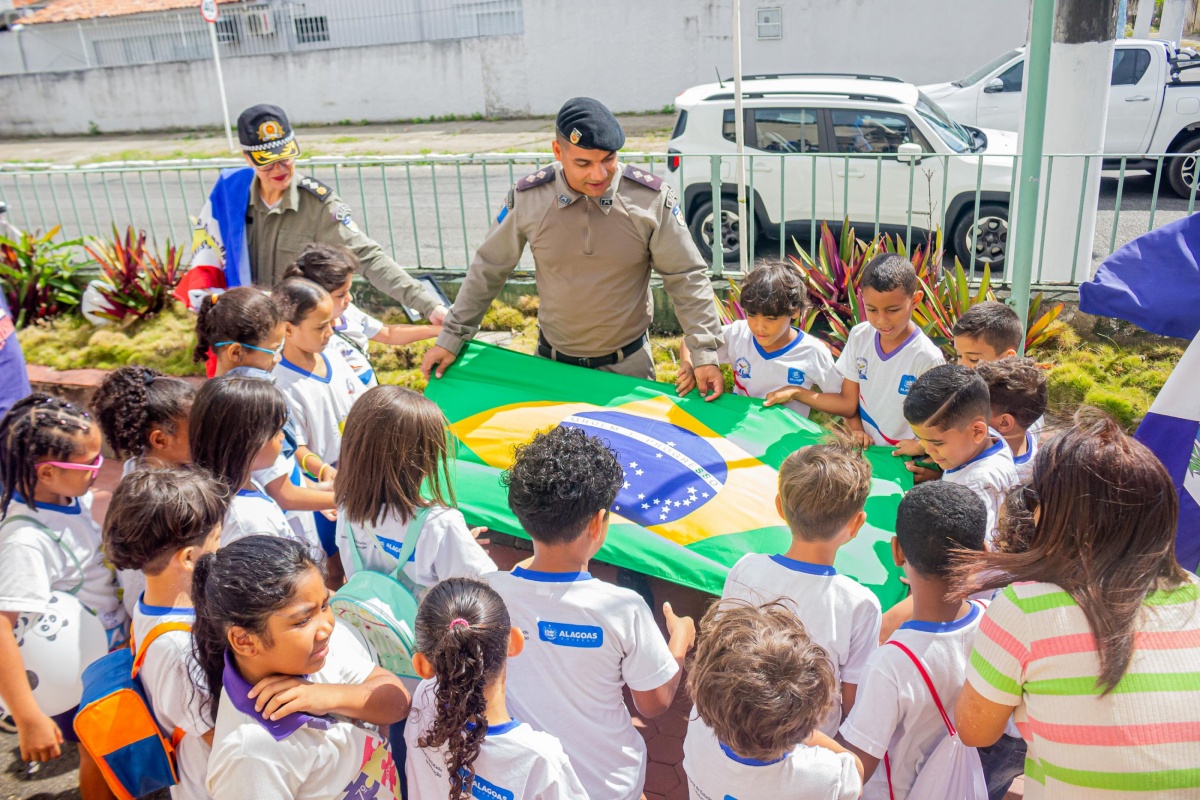 Prefeitura de Maceió  Estudantes da rede municipal aprendem…